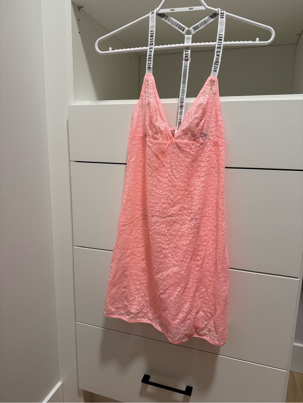 Victoria’s Secret Lace Tank Top Coral Pink Small Never Worn